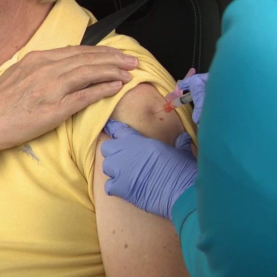 COVID-19 vaccination site opens at Vizcaya Park in Miramar