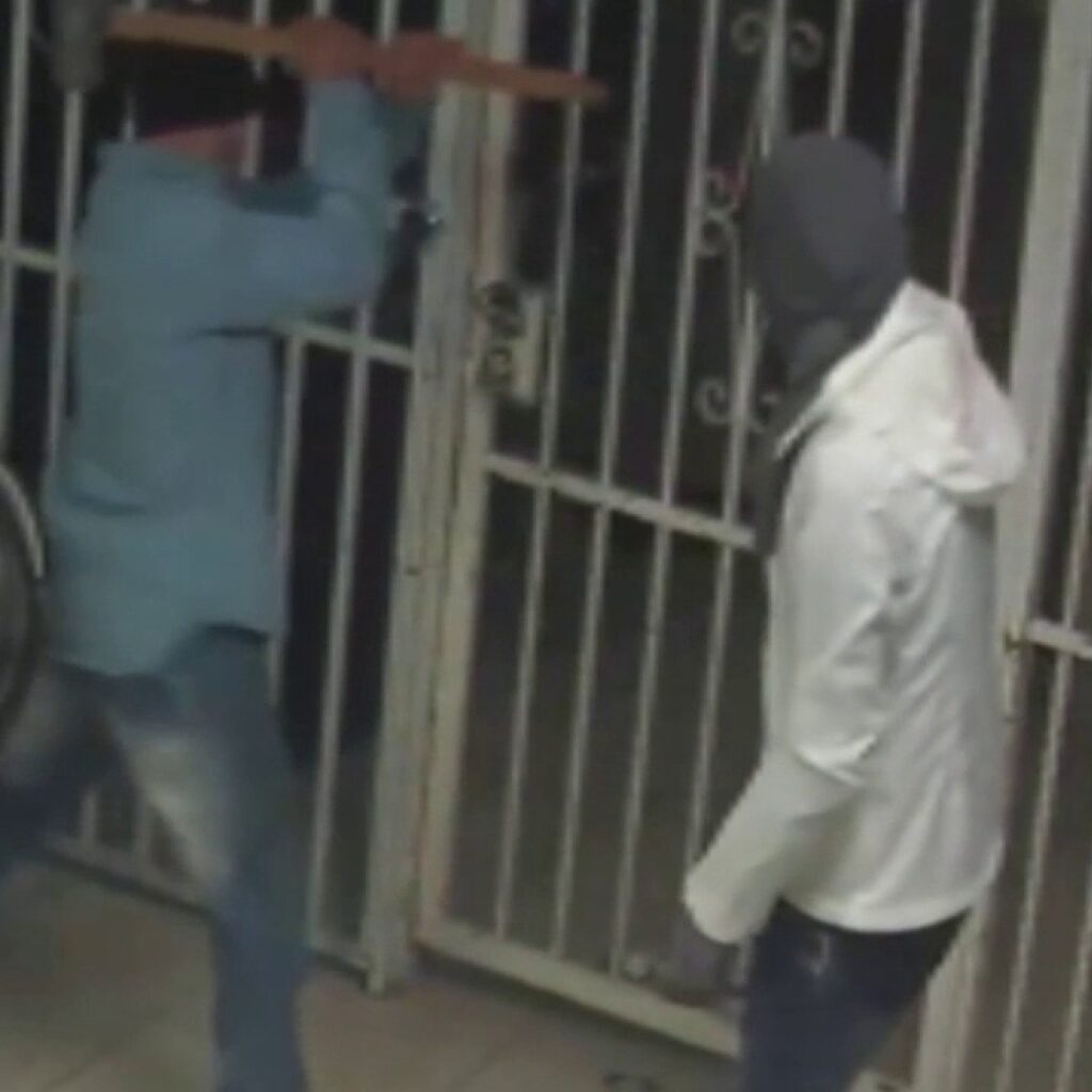 coin laundry burglary in Miami