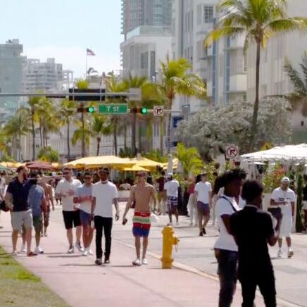 Pepper balls used on Spring Break partygoers along South Beach