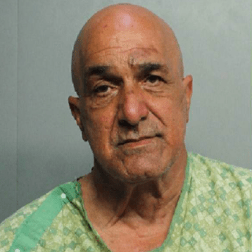 Con artist arrested after defrauding woman, stealing 2 vehicles