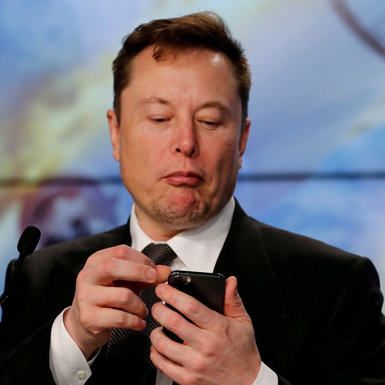 In an About Face, Elon Musk Says Tesla Will Stop Accepting Bitcoin for Car Purchases