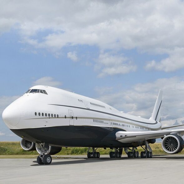 In Pictures: Inside The Boeing 747 Flying Mansion Private Jet