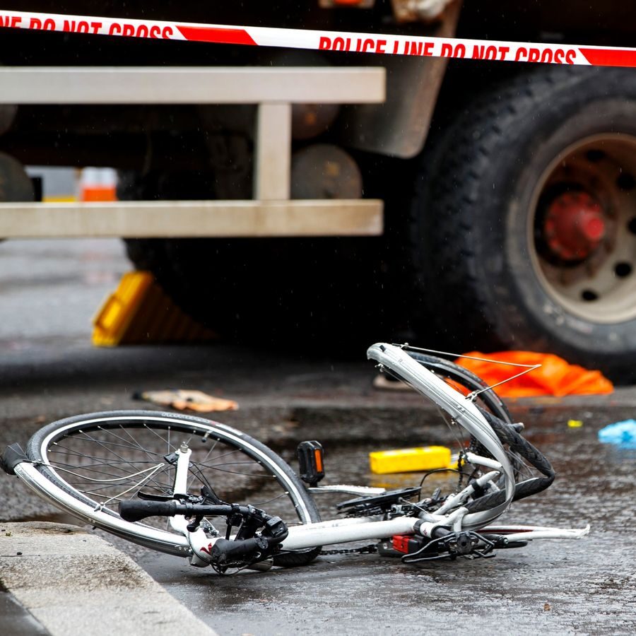 Bicyclist fatally struck by freight train in Miami Shores – Bugle Miami